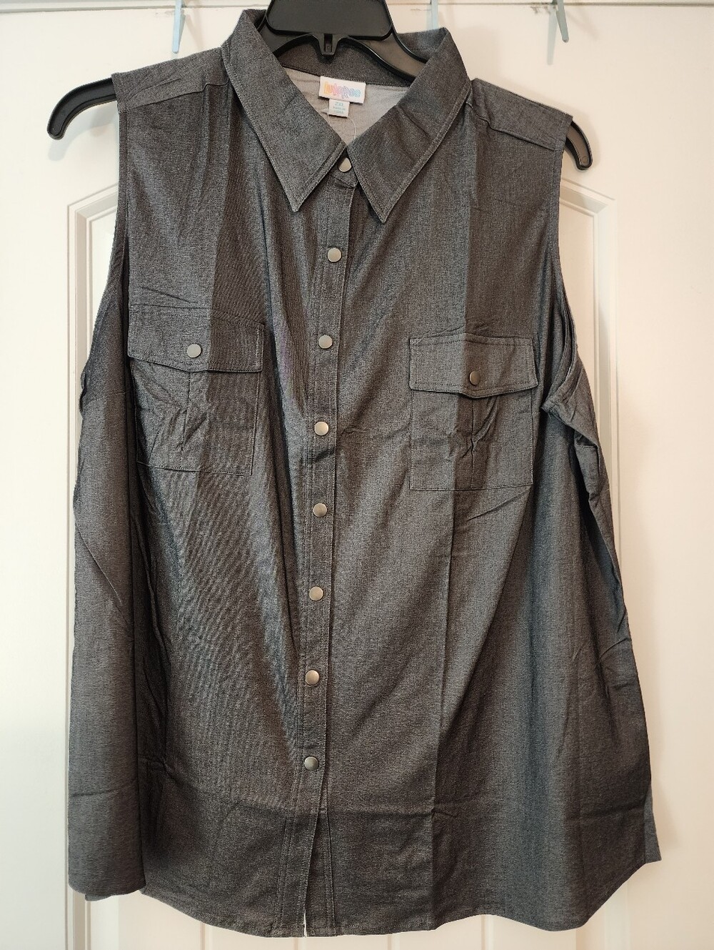 Lularoe Heathered Gray Button Front Sleeveless Shirt NWT 2X Summer Cool Vest